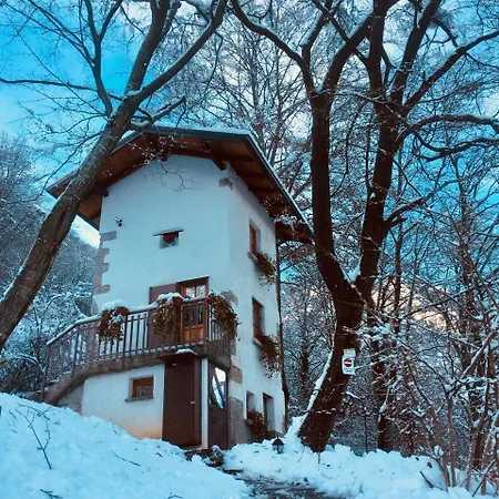 Il Roccolino Деревянный коттедж *